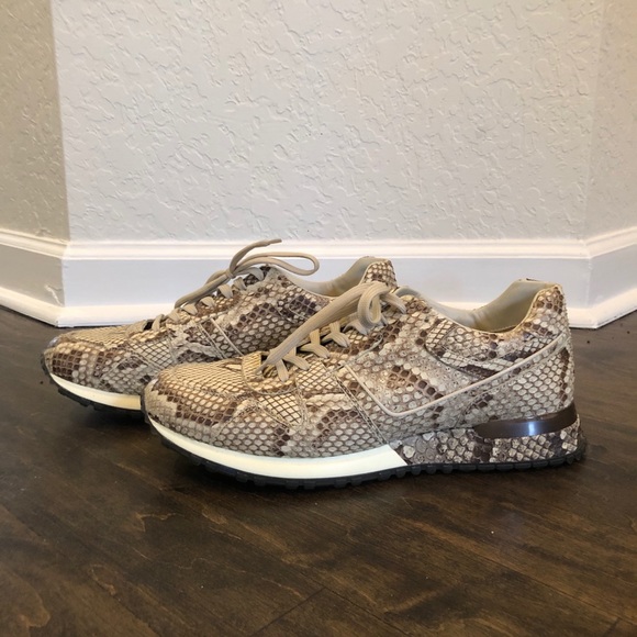 Louis Vuitton | Shoes | Auth Lv Mens 